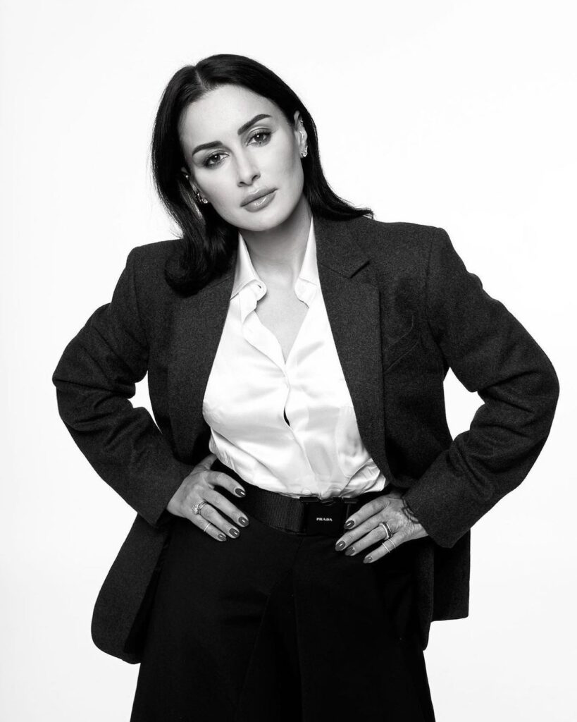 Exquisite Beauty Tina Kandelaki in White Shirt Black Coat and Black Pencil Skirt