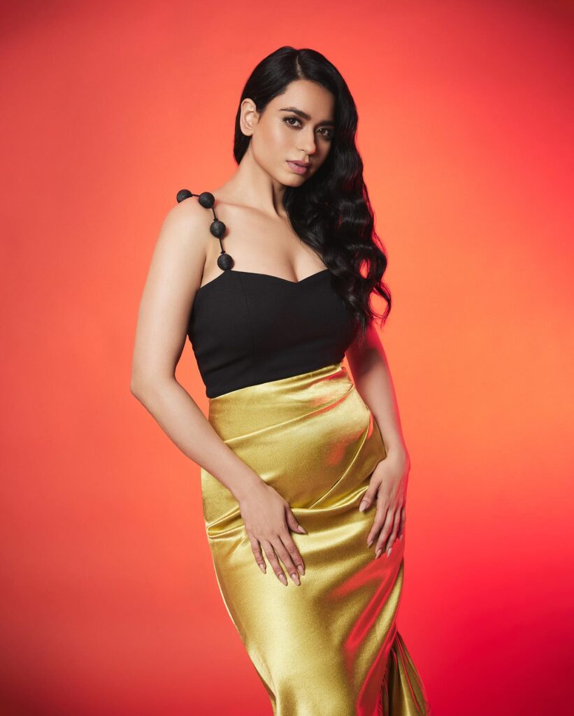 Soundarya Sharma The PhotoShoot Queen Leaves the audience enchanting and Spell Bound